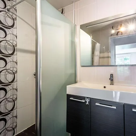 Anglet, 2 Pieces, 4 Personnes - Fr-1-3-397 Apartment *